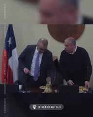 "Están conspirando para cagarte": micrófono abierto capta el duro descargo de Mundaca sobre el CORE