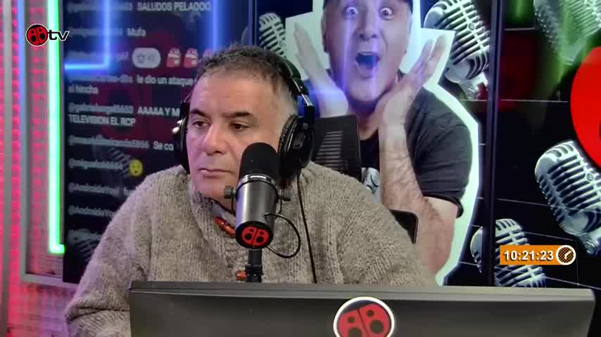 Sacando la vuelta - Llamada con Daniel, escondido en el trabajo