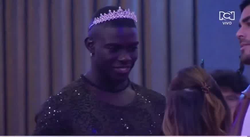 Johanna Fadul hace comentario racista a Campanita: “Igual de oscuras a tu color de piel”