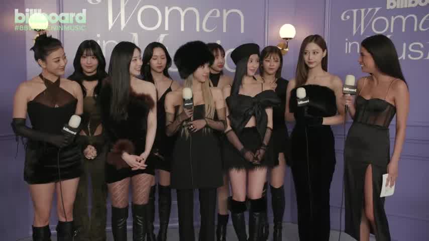 TWICE faz história ao receber prêmio no Billboard Women In Music 2023