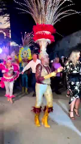 Dancing Queen! Maxima of the Netherlands wows Aruba crowds with