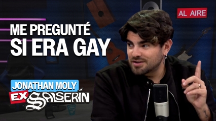 De las cucarachas al escenario